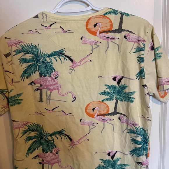 Spring 18 tropical T-shirt - Picture 3 of 3